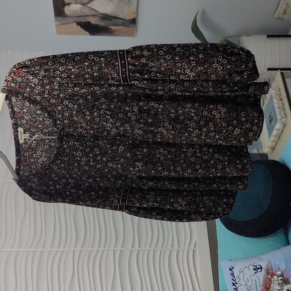 NWT Spring Max Studio Cottagecore Top black Pink Floral print Valentine's Sm - Picture 13 of 16